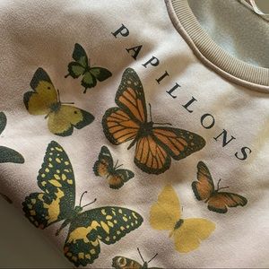 Romwe cottagecore butterfly beige crewneck